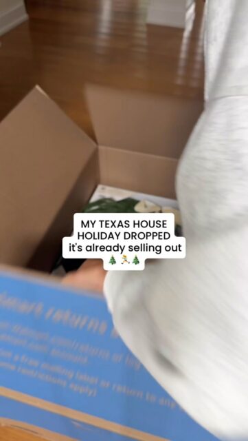 It’s not even October, and the @mytexashouse holiday collection is already selling out at @walmart 🎄

Last year the good pieces were gone before Thanksgiving, so I grabbed my favorites the day they dropped.

If you want a pretty holiday home without spending a fortune, start here and don’t wait!

Comment LINKS and I’ll send you everything before it’s gone. 🛒🛍️

#walmartfinds #mytexashouse #christmasdecorideas #affordabledecor #momfinds