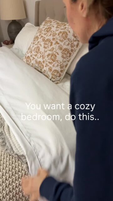 This is your reminder that winter is the season of cozy ✨
Layered textures, soft lighting, and slowing down at home—simple, calming, and intentional.
💬 Comment for links
#CozyHomeVibes #WinterHomeInspo #CozyLivingStyle
A few simple swaps = instant cozy vibes:
🤍 soft layered textures
🕯️ warm lighting + candles everywhere
🌿 natural touches that calm the space
☕ slow mornings, comfy nights, repeat
Your home doesn’t have to be perfect to feel good—it just has to feel like you.
Save this for your next cozy reset and tell me: what’s your favorite cozy detail at home? 👇 LinkDM *052*