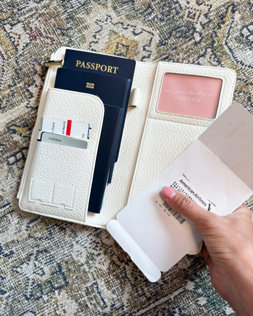 25-Best-Cruise-Essentials-from-Amazon-You-Need-for-a-Stress-Free-Vacation - Sweet Motherly