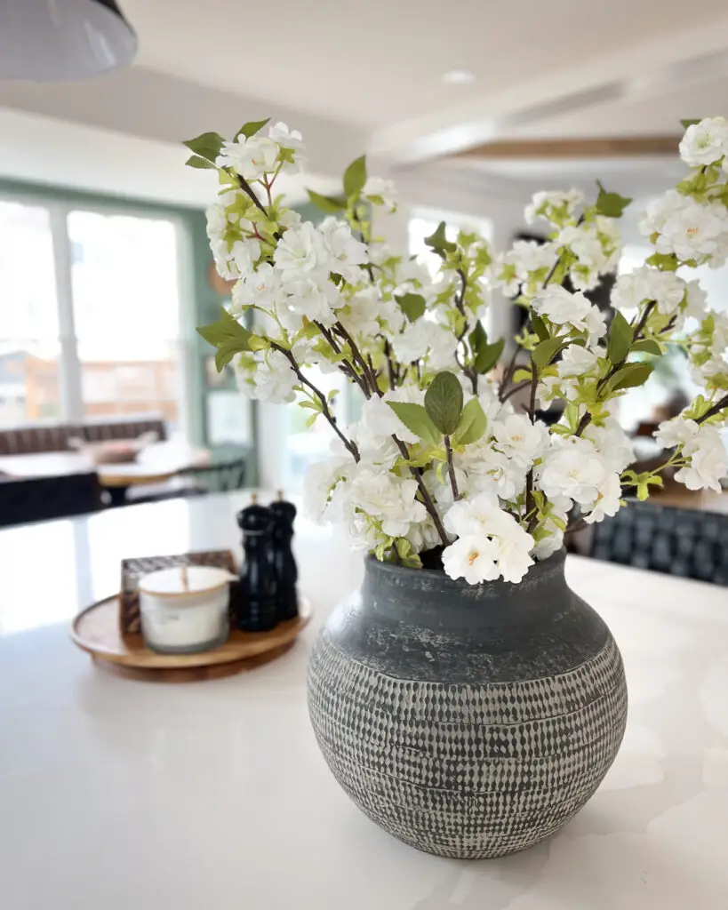 Spring-Home-Decor-Refresh-7-Simple-Ways-to-Brighten-Your-Space - Sweet Motherly