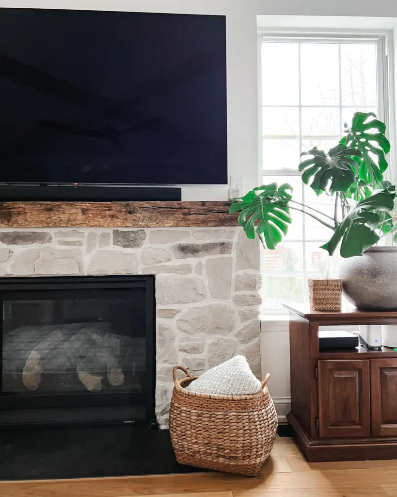 Spring-Home-Decor-Refresh-7-Simple-Ways-to-Brighten-Your-Space - Sweet Motherly
